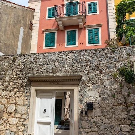 Apartment Coastal Villa Makarska Exterior photo